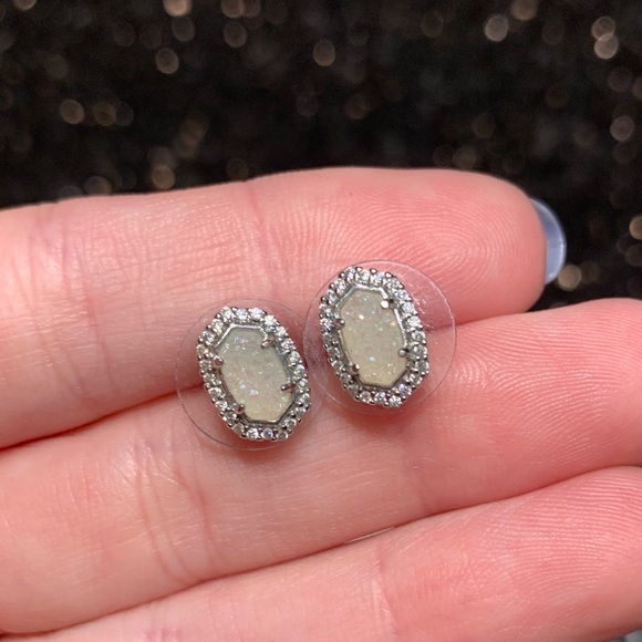 Kendra Scott Rhodium and Iridescent Drusy Earrings - Picture 1 of 2